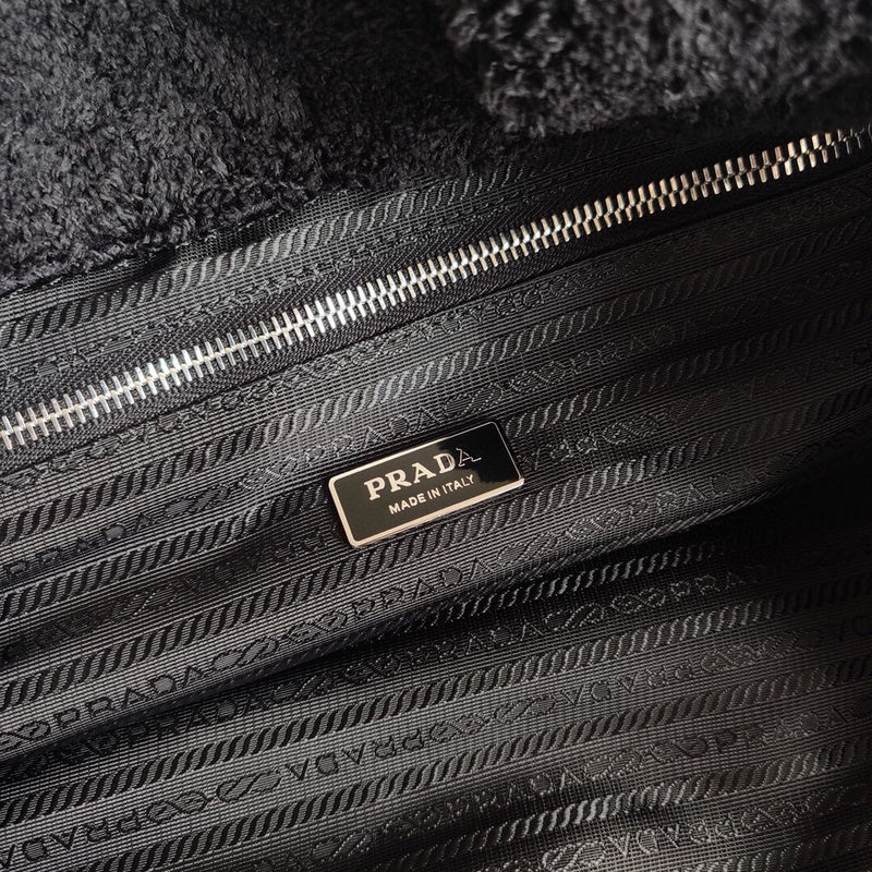 Luxurious Totes - Latest - 4677