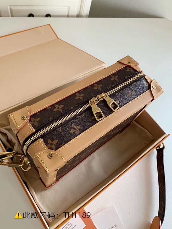 Luxurious Totes - Latest - 2417
