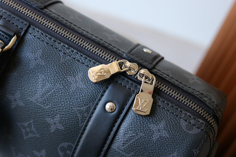 LOV - Luxurious Totes - 2043