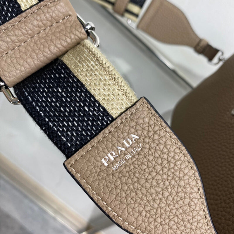 Luxurious Totes - Latest - 4618