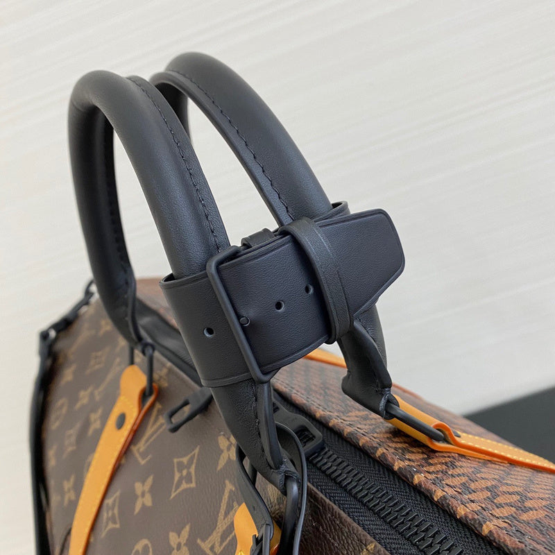 Luxurious Totes - Latest - 9766