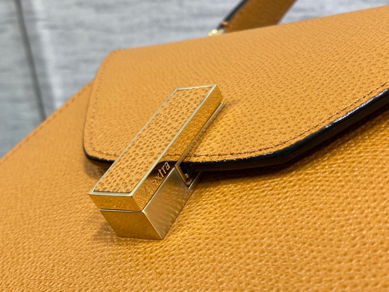 Lux-Totes - HMS Bags - 009