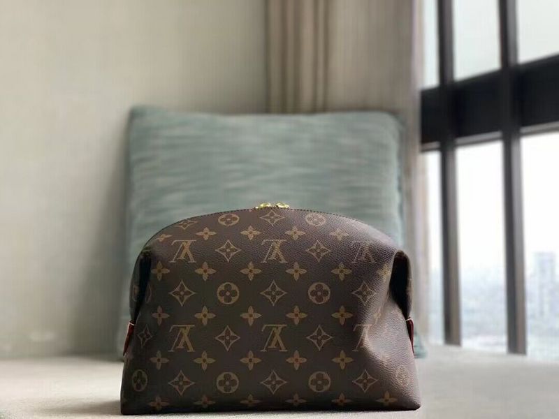 LOV - Luxurious Totes - 525