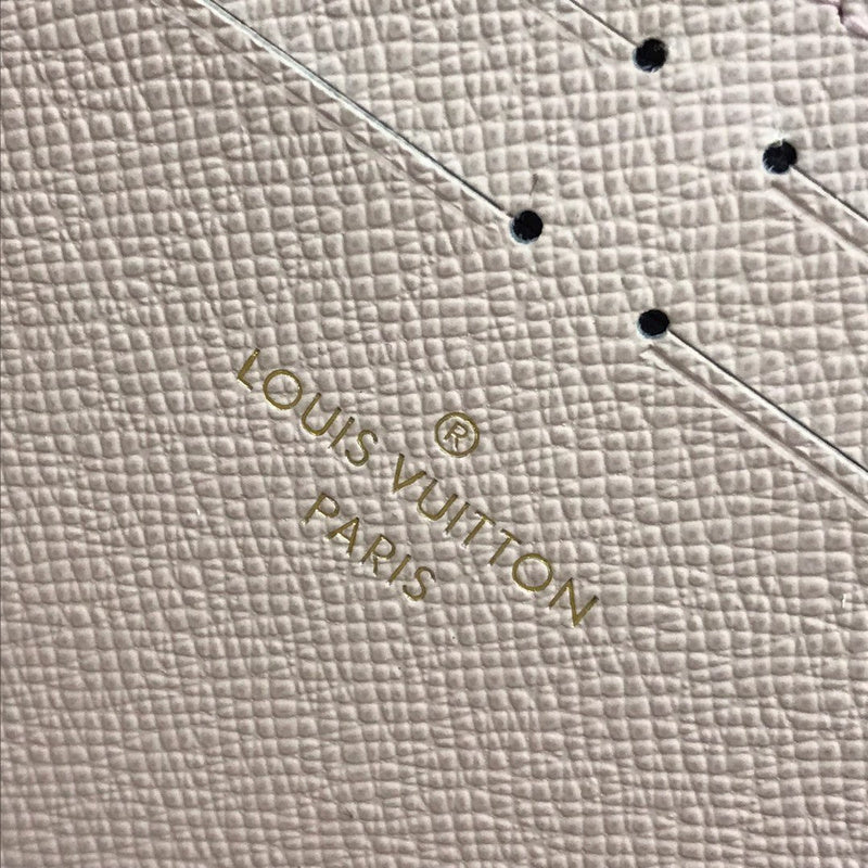 Luxurious Totes - Latest - 1090