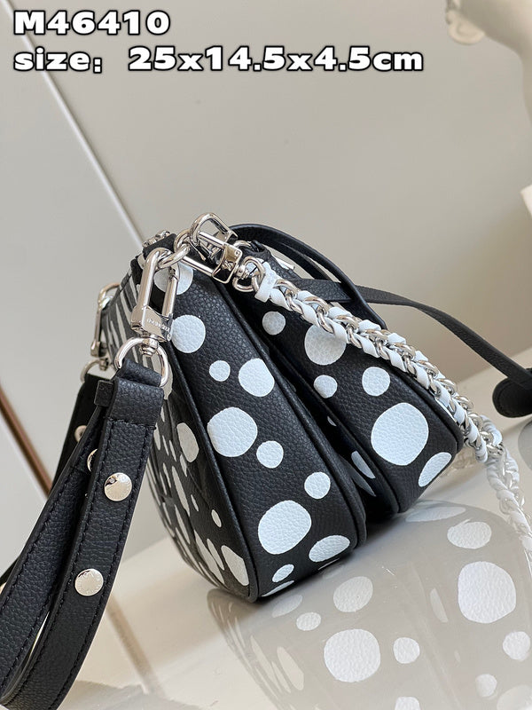 LOV - Luxurious Totes - 770