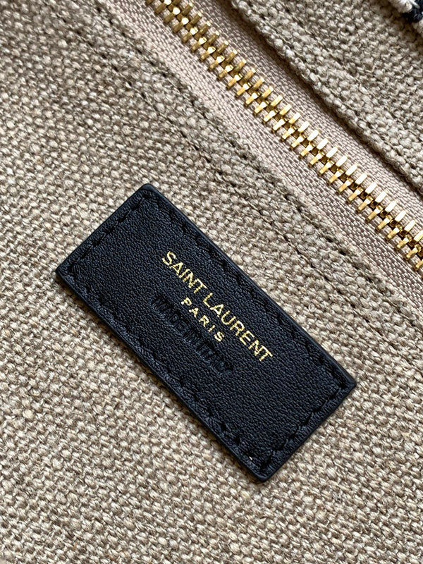 Luxurious Totes - Latest - 8084