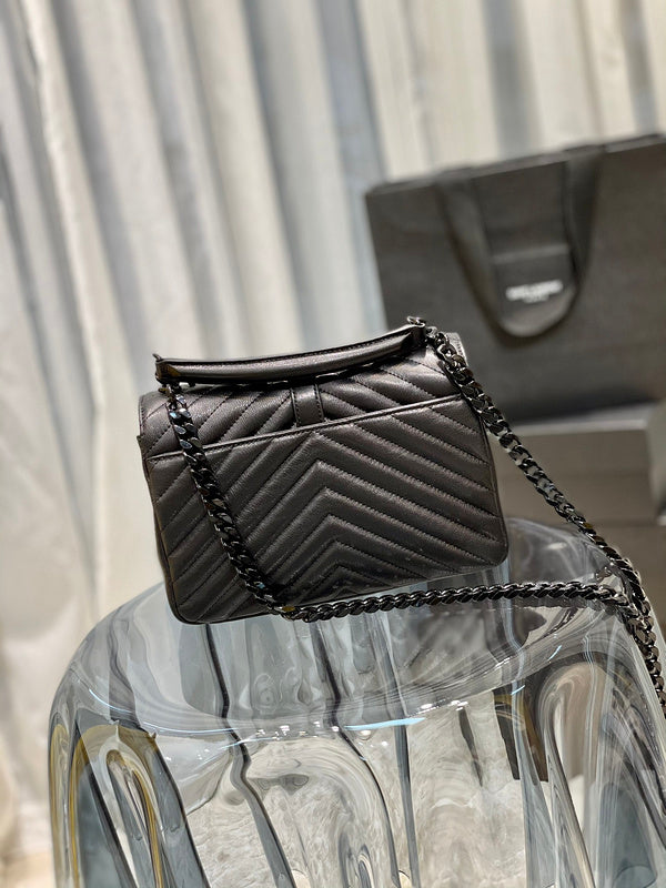 Luxurious Totes - Latest - 8416