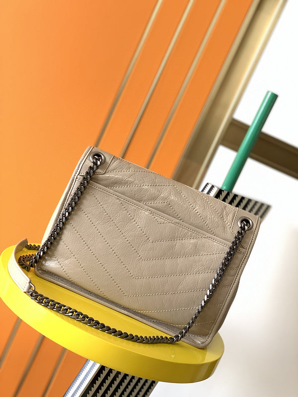 Luxurious Totes - Latest - 8892