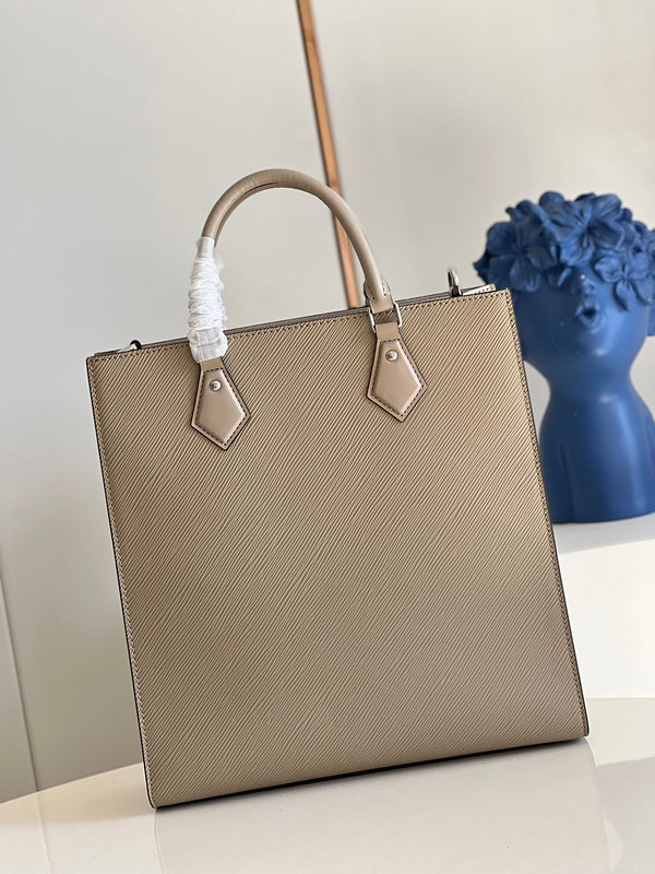 LOV - Luxurious Totes - 2149