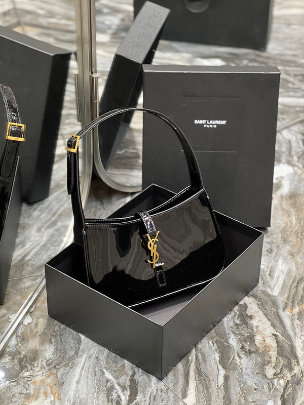 Luxurious Totes - Latest - 8067