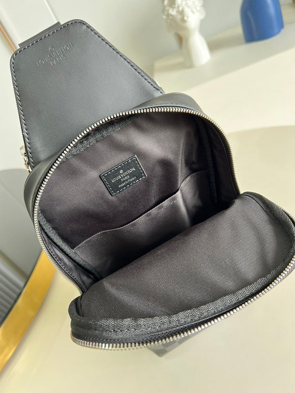 LOV - Luxurious Totes - 1121