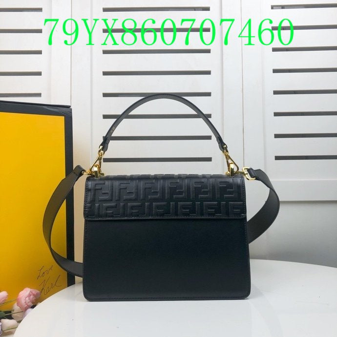 GC - Shoulder - 2581