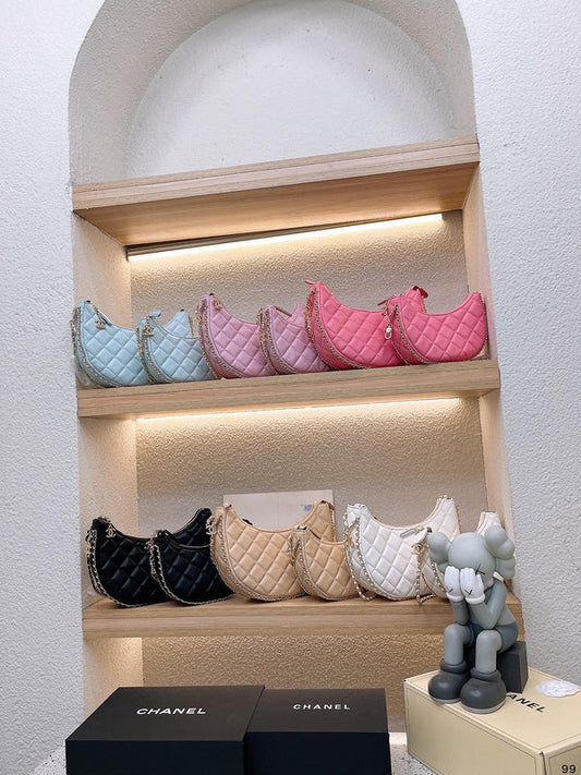 Luxurious Totes - CNL3 Bags - 241