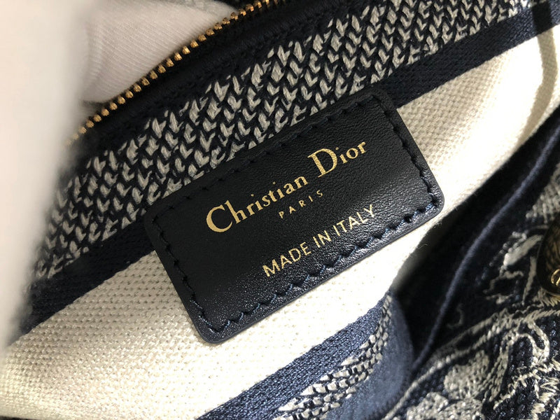 Luxurious Totes - Latest - 6512