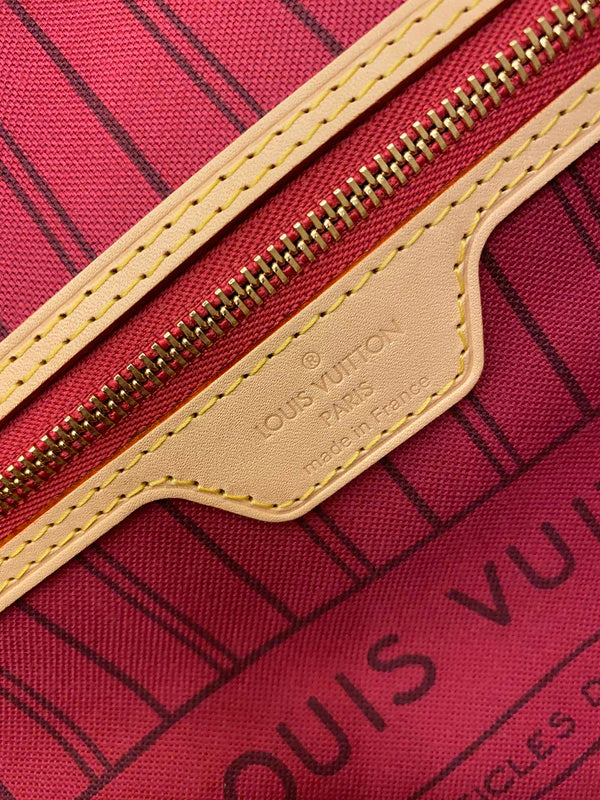 LOV - Luxurious Totes - 1014