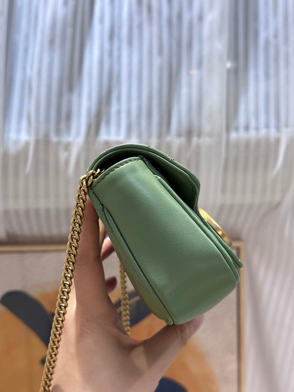 GUI - Luxurious Totes - 320