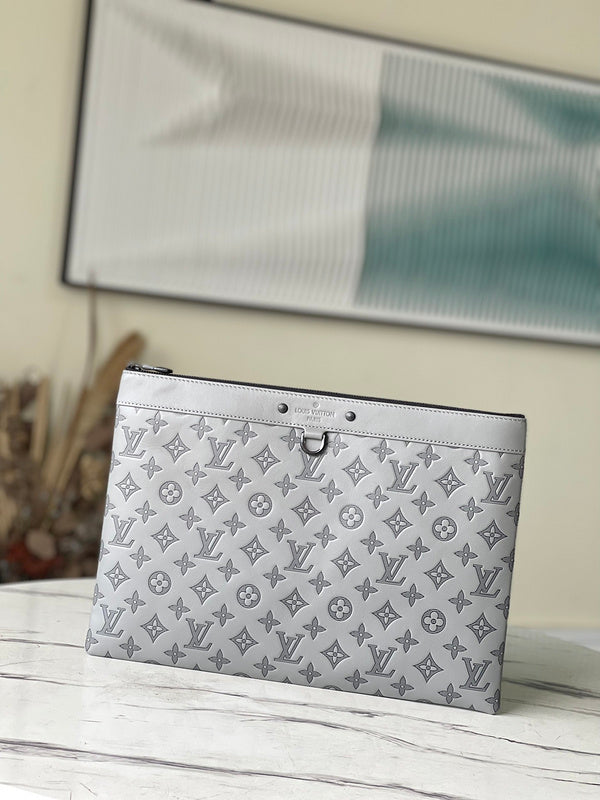 LOV - Luxurious Totes - 1217