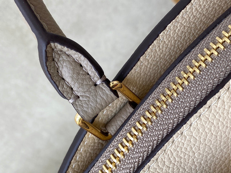 LOV - Luxurious Totes - 2260
