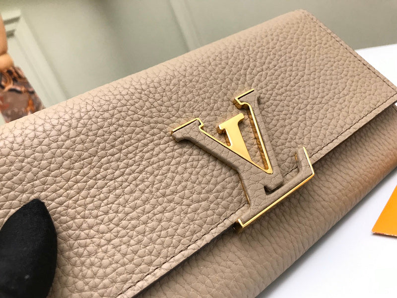 Luxurious Totes - Latest - 695