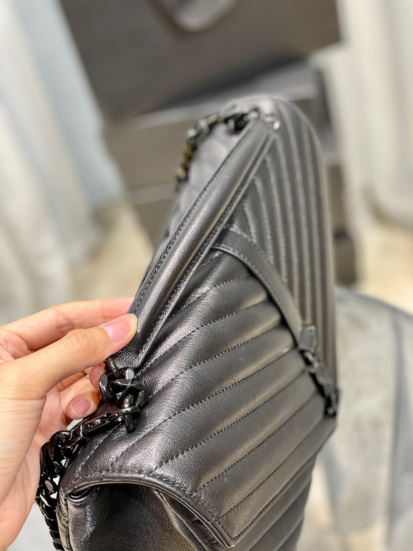 Luxurious Totes - Latest - 8414