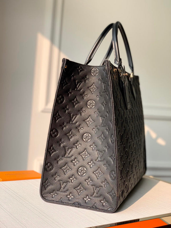 Luxurious Totes - Latest - 1950