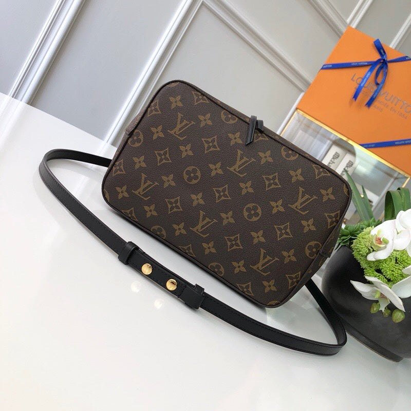 Luxurious Totes - Latest - 9737