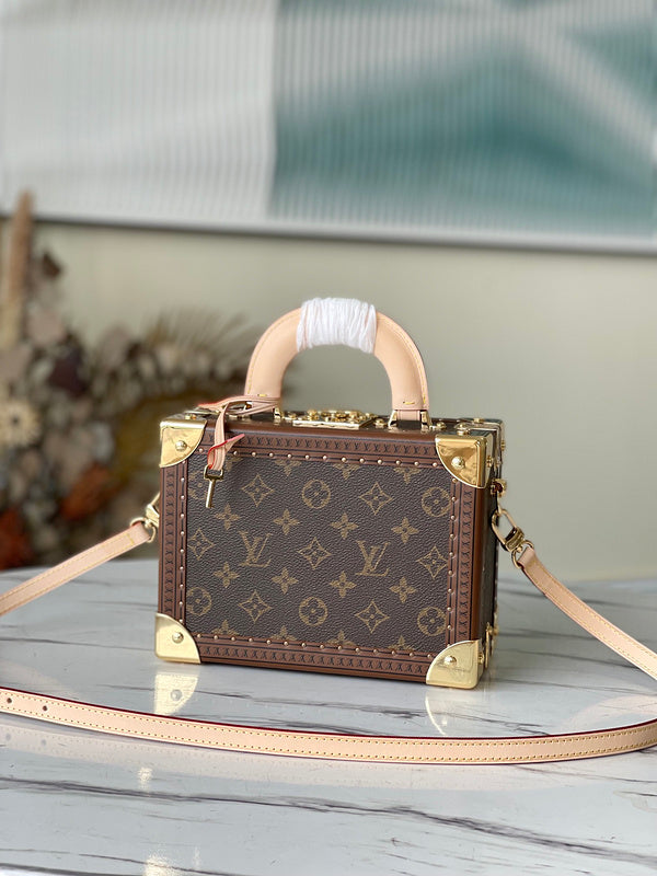 LOV - Luxurious Totes - 2262