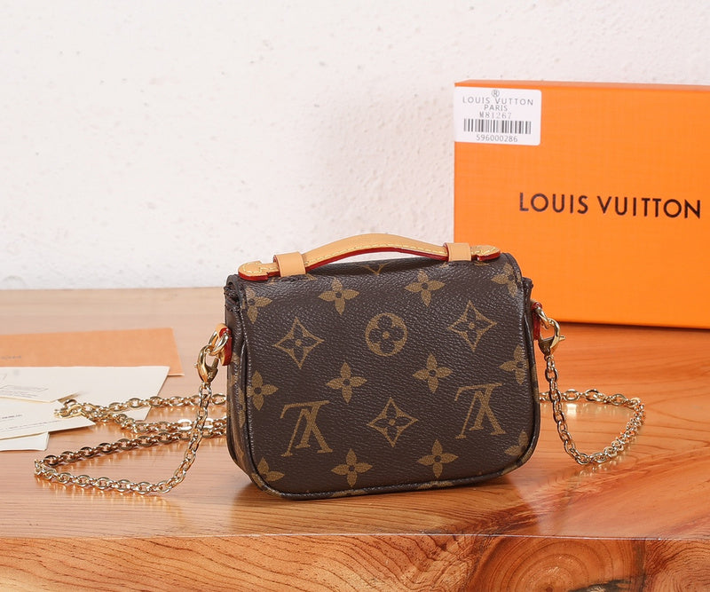 LOV - Luxurious Totes - 1042