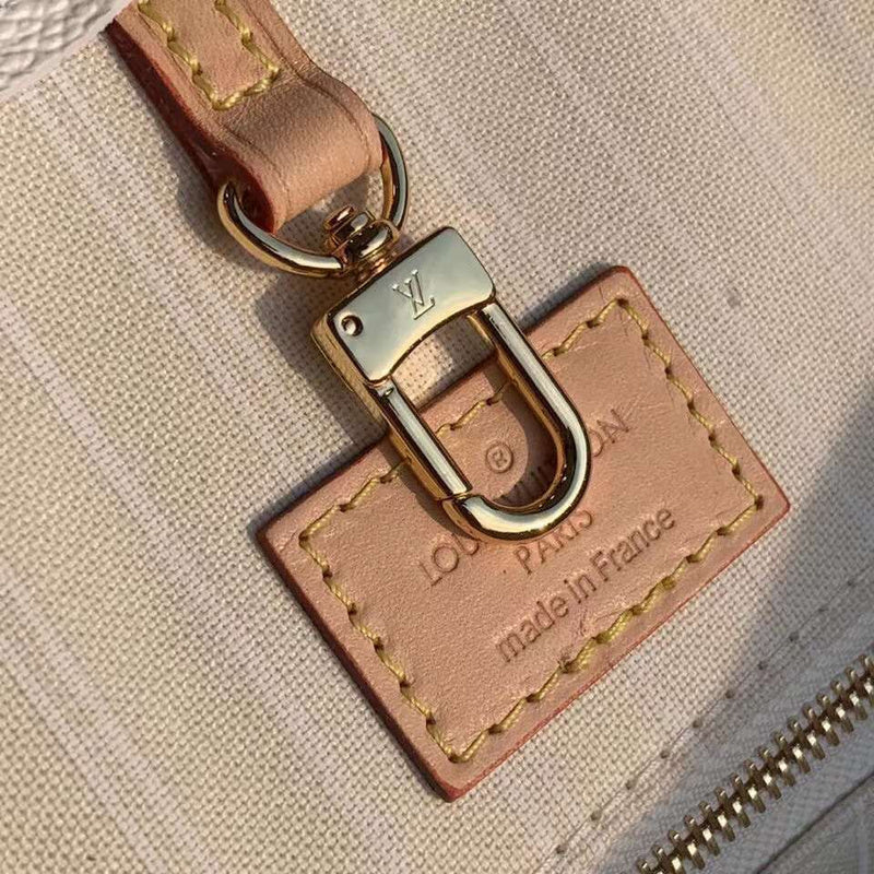 LOV - Luxurious Totes - 2278