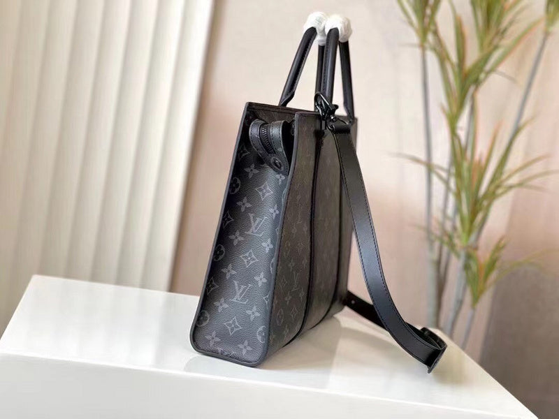 LOV - Luxurious Totes - 1976