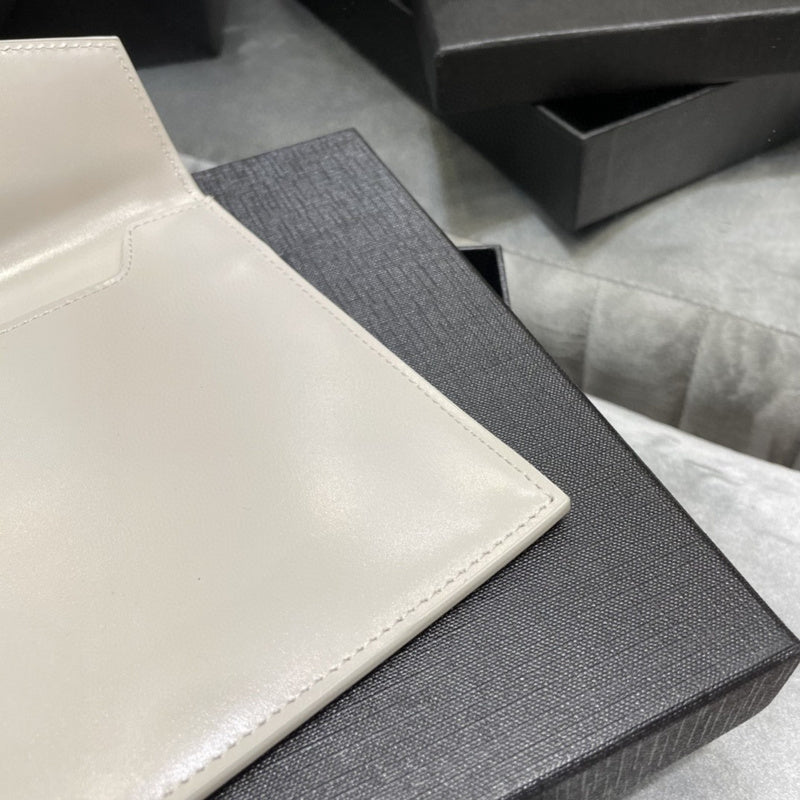 Luxurious Totes - Latest - 8972