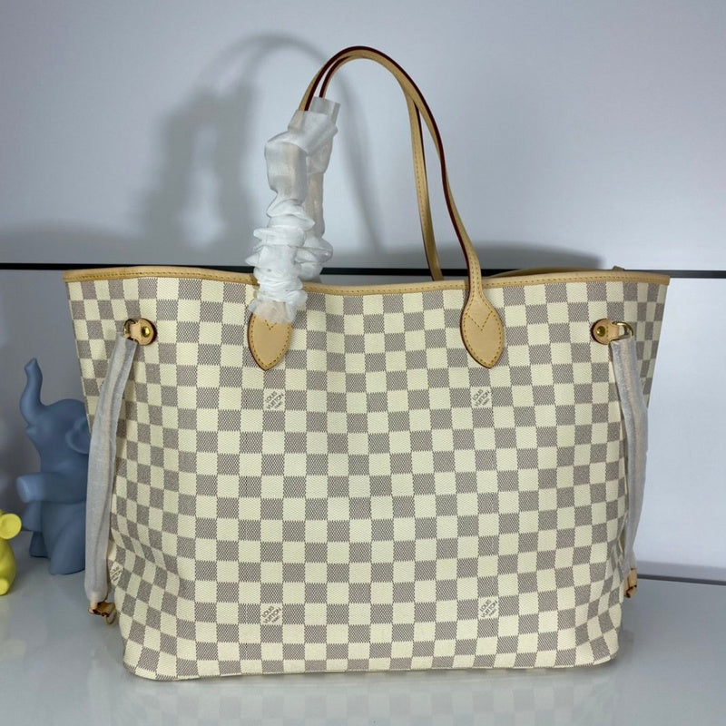 LOV - Luxurious Totes - 2581