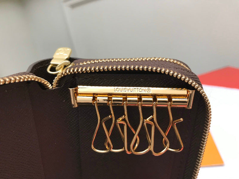 Luxurious Totes - Latest - 751