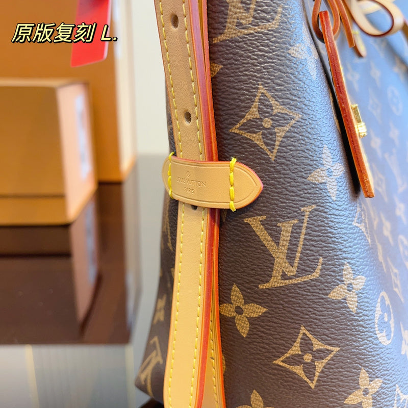 LOV - Luxurious Totes - 761