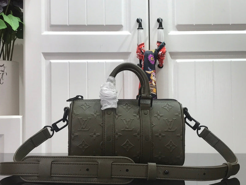 LOV - Luxurious Totes - 2275