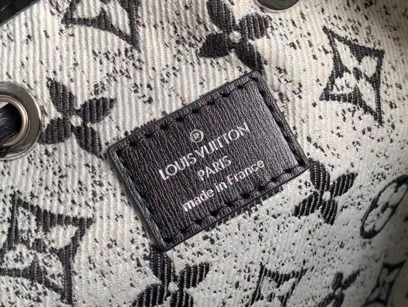 LOV - Luxurious Totes - 879