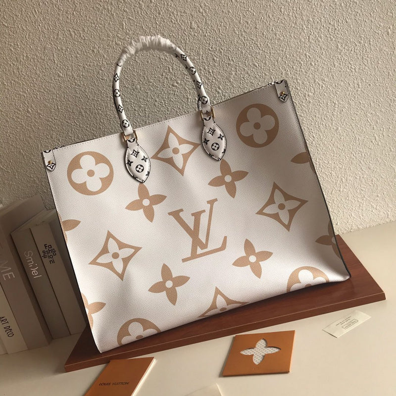 LOV - Luxurious Totes - 2241