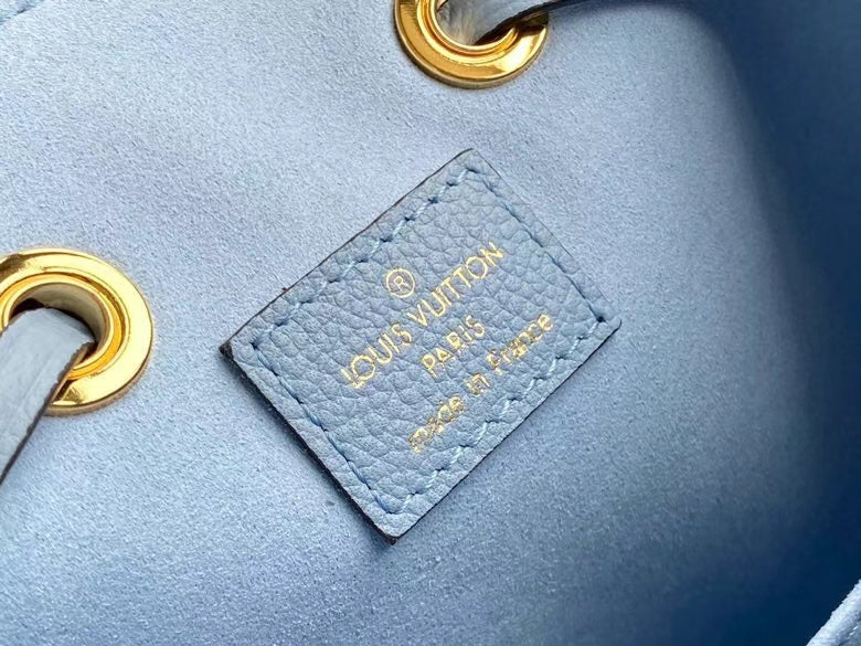 LOV - Luxurious Totes - 2433