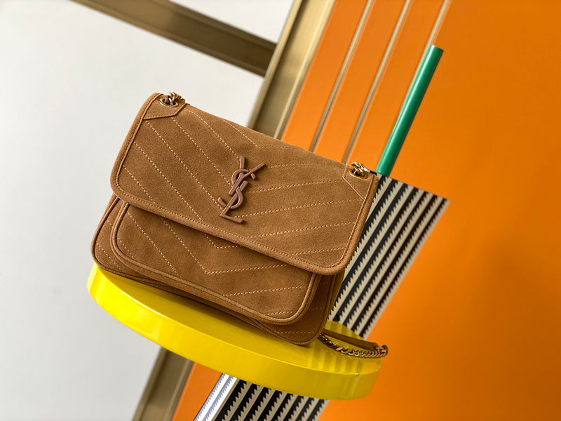 Luxurious Totes - Latest - 8624