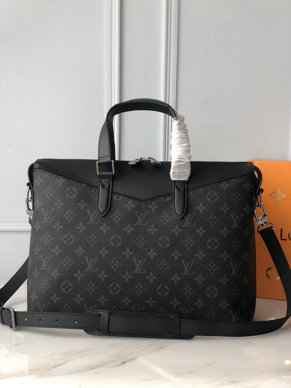 LOV - Luxurious Totes - 2586