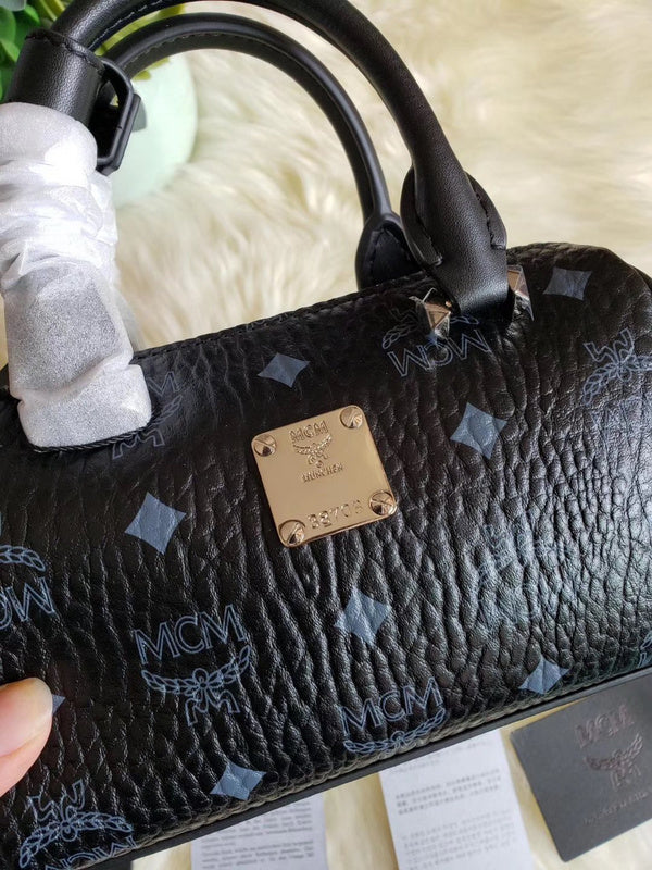 Luxurious Totes - Latest - 7890