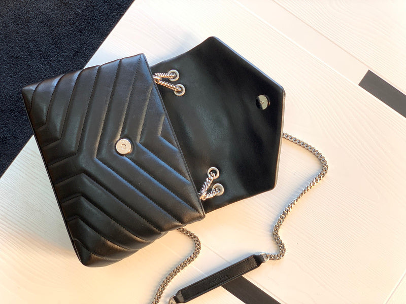 Luxurious Totes - Latest - 8638