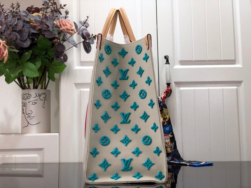 LOV - Luxurious Totes - 1356