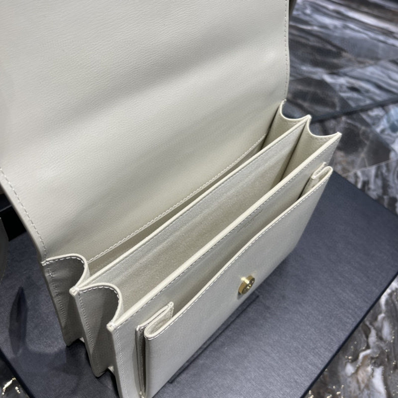 Luxurious Totes - Latest - 8811