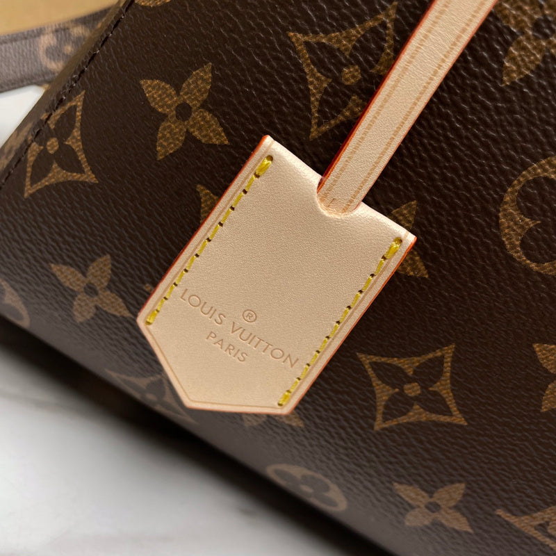 LOV - Luxurious Totes - 1722