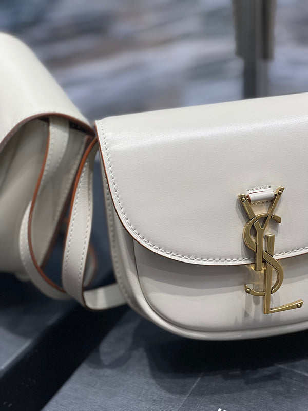 Luxurious Totes - Latest - 8471