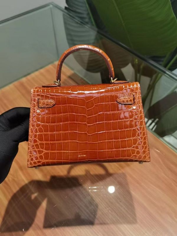 HMS - Luxurious Totes - 004