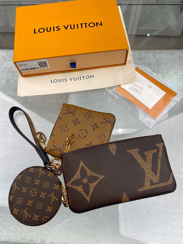 LOV - Luxurious Totes - 2571