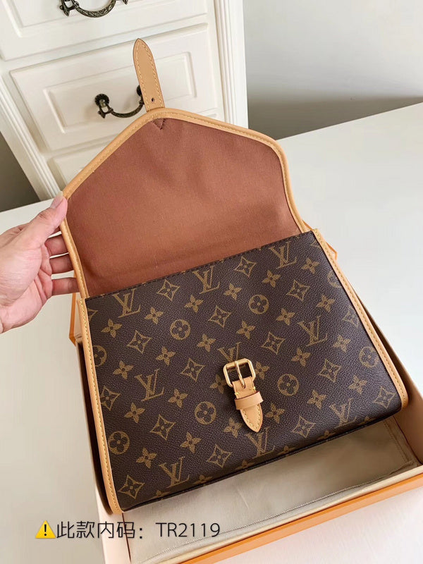 Luxurious Totes - Latest - 2424