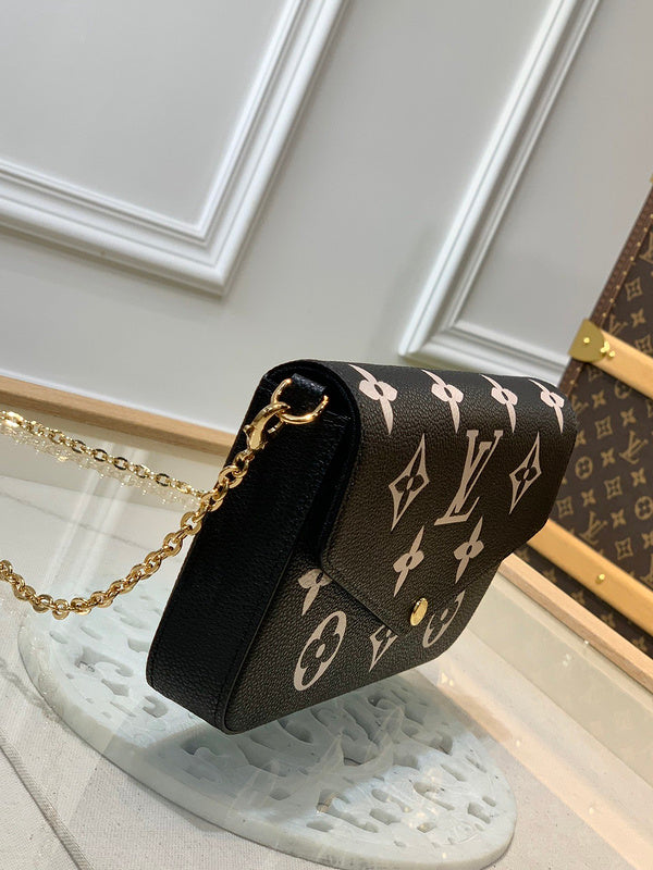 LOV - Luxurious Totes - 2573